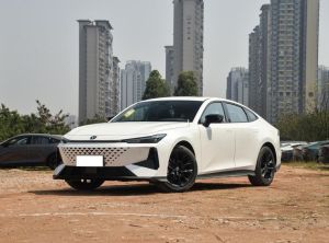 Changan UNI-V 2024 Бензин