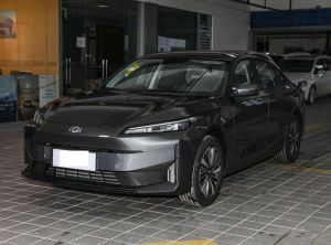 Changan Nevo A05 2024 Подключаемый гибрид