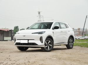 Changan Nevo Q05 2024 Подключаемый гибрид