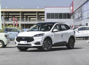 Ford Escape 2024 Бензин