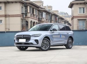 Lincoln Corsair 2024 Гибрид