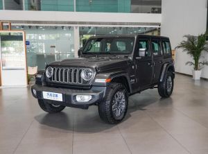Jeep Wrangler 2024 Бензин