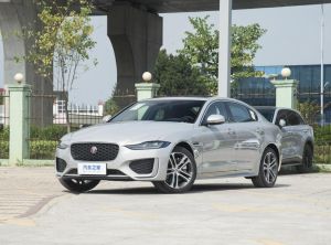 Jaguar XEL 2024 Бензин