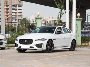 Jaguar XEL 2024 Бензин