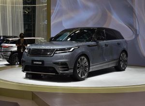 Land Rover Range Rover Velar 2024 Гибрид