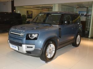 Land Rover Defender 2024 Бензин