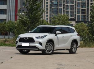 Toyota Highlander 2024 Бензин