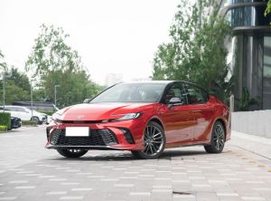 Toyota Camry 2024 Гибрид