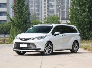 Toyota Sienna 2024 Гибрид