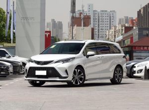 Toyota Granvia 2024 Гибрид