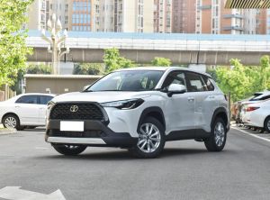 Toyota Corolla Cross 2024 Бензин