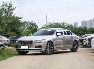 Volvo S90 2025 Гибрид