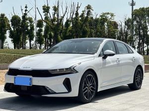 Kia K5 2022 Бензин