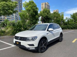 Volkswagen Tiguan L 2020 Бензин