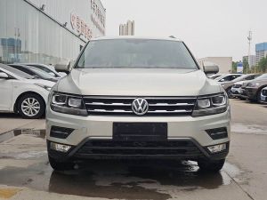 Volkswagen Tiguan L 2018 Бензин