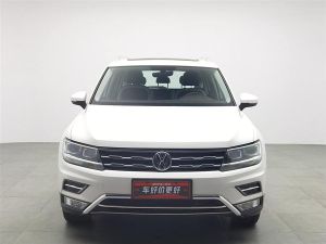 Volkswagen Tiguan L 2018 Бензин