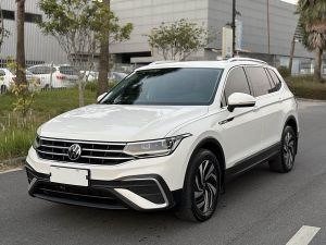 Volkswagen Tiguan L 2021 Бензин