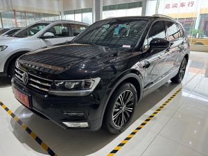 Volkswagen Tiguan L 2021 Бензин
