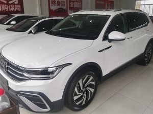 Volkswagen Tiguan L 2022 Бензин