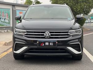 Volkswagen Tiguan L 2021 Бензин