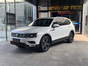 Volkswagen Tiguan L 2021 Бензин