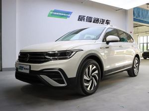 Volkswagen Tiguan L 2022 Бензин