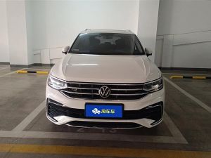 Volkswagen Tiguan L 2022 Бензин