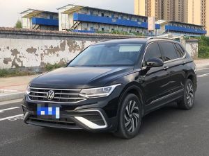 Volkswagen Tiguan L 2023 Бензин