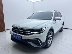 Volkswagen Tiguan L 2024 Бензин
