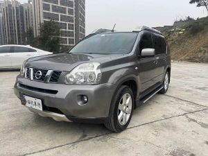 Nissan X-Trail 2011 Бензин