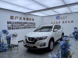 Nissan X-Trail 2018 Бензин