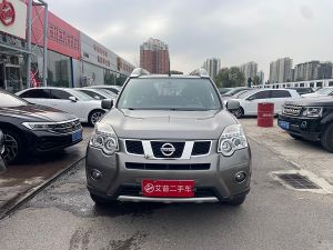 Nissan X-Trail 2013 Бензин