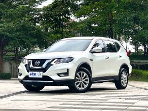 Nissan X-Trail 2021 Бензин