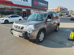 Nissan X-Trail 2011 Бензин