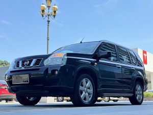 Nissan X-Trail 2010 Бензин