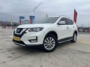 Nissan X-Trail 2023 Бензин