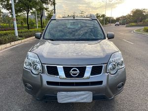 Nissan X-Trail 2012 Бензин