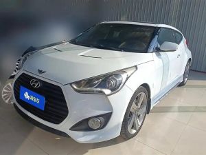 Hyundai Veloster 2015 Бензин