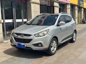Hyundai ix35 2010 Бензин