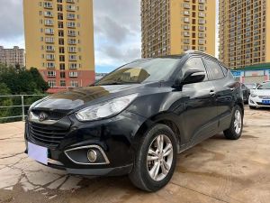 Hyundai ix35 2010 Бензин