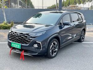 Hyundai Custo 2023 Бензин