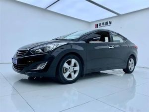 Hyundai Elantra 2013 Бензин