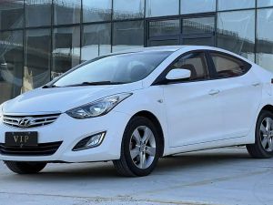 Hyundai Elantra 2014 Бензин