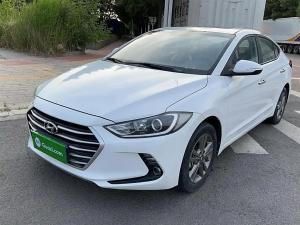 Hyundai Elantra 2019 Бензин