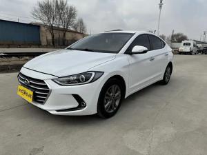 Hyundai Elantra 2019 Бензин