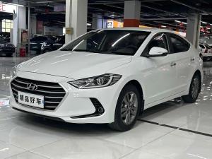 Hyundai Elantra 2019 Бензин