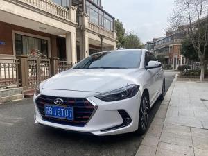 Hyundai Elantra 2019 Бензин