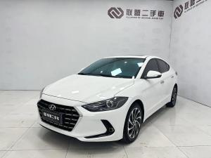 Hyundai Elantra 2020 Бензин
