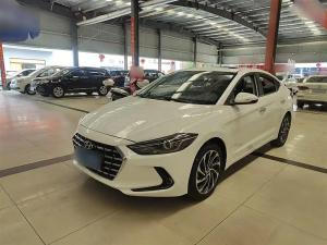 Hyundai Elantra 2020 Бензин