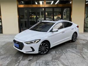 Hyundai Elantra 2019 Бензин